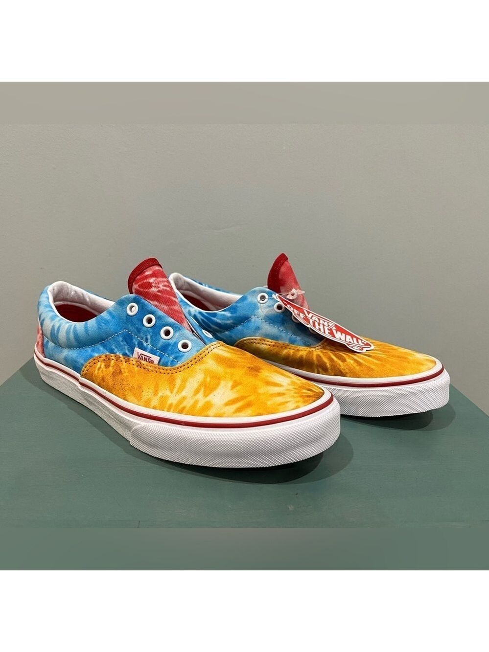 NWT Vans Era Juniors 6.5 Tie-Dye Sneakers - Picture 3 of 10
